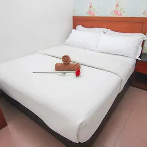 Hotel Rose Taman Daya