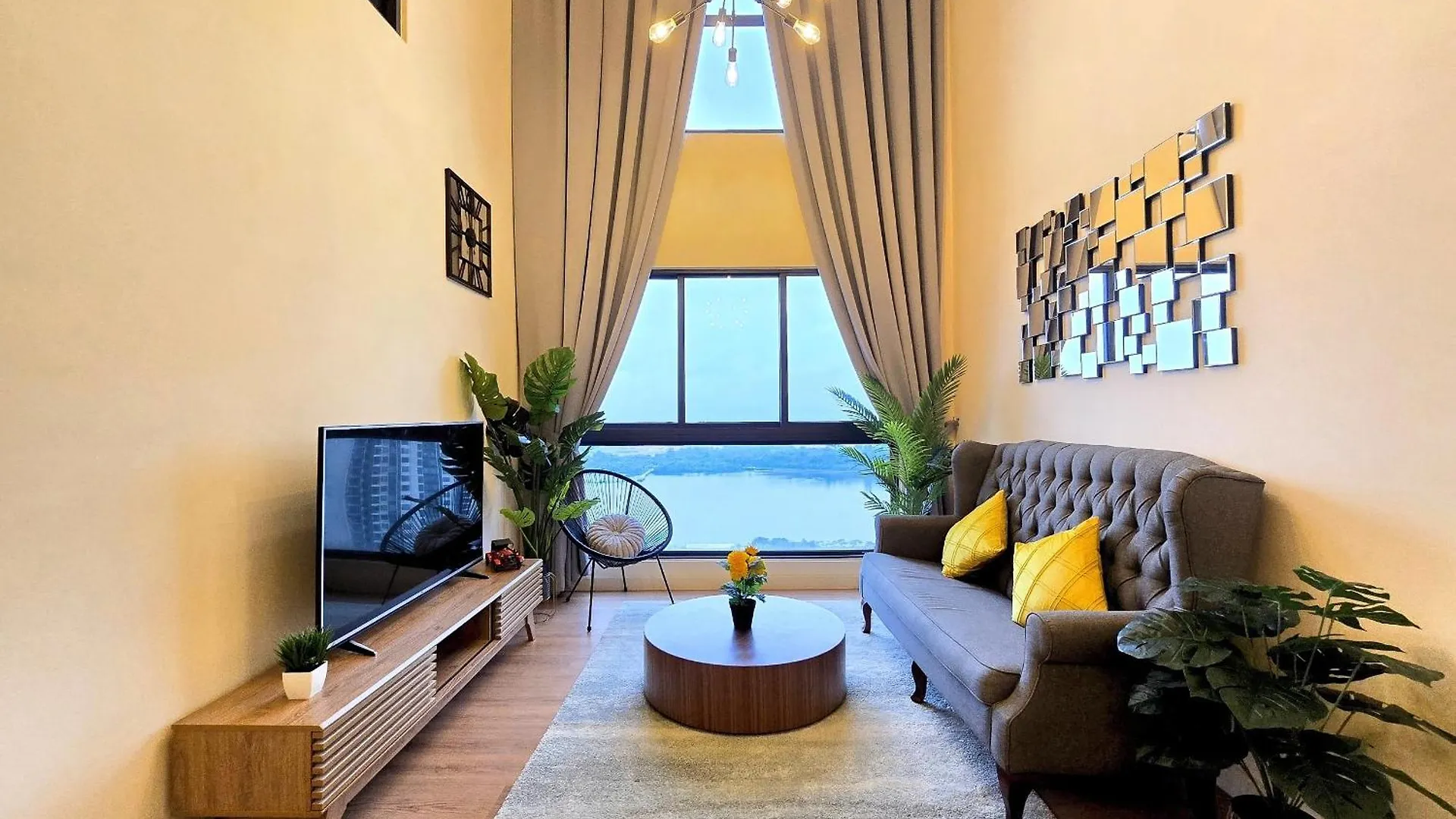 Loft Suite Seaview 2Br Jb Ciq 7Pax Johor Bahru