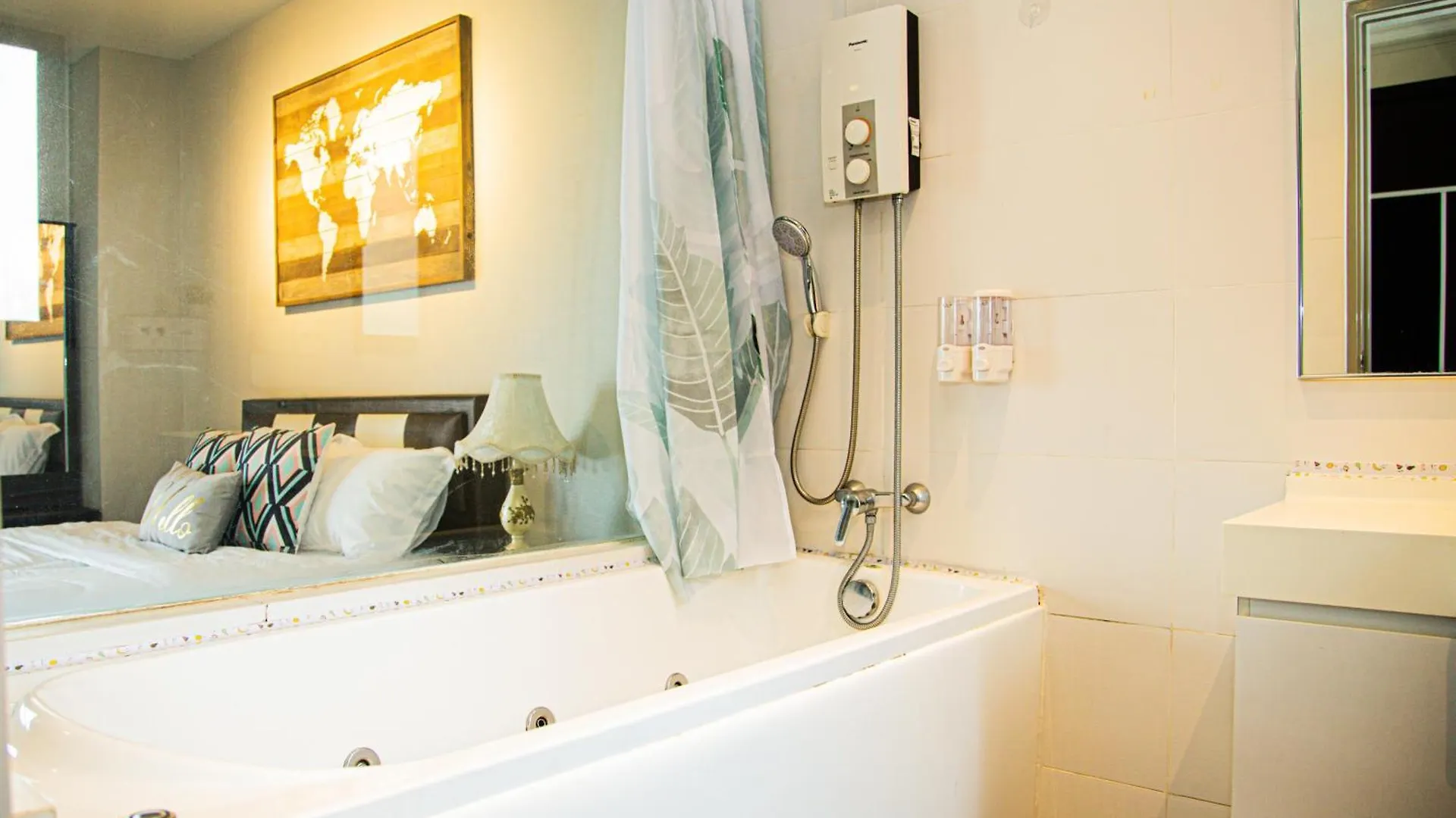 Loft Suite Seaview 2Br Jb Ciq 7Pax Johor Bahru 0*,  Malajsie